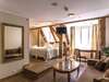 hotel_img